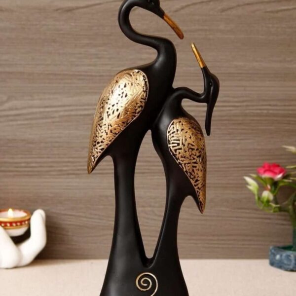 Swan Couple Statue